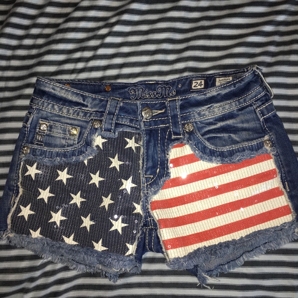Miss me jeans US flag design size 24. Exclnt cond!
